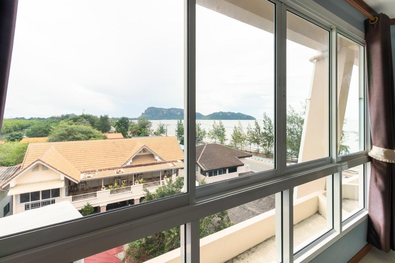 Golden Beach Boutique Resort Prachuap Khiri Khan Esterno foto